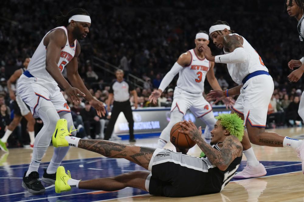 决吸引了球 决吸引了球