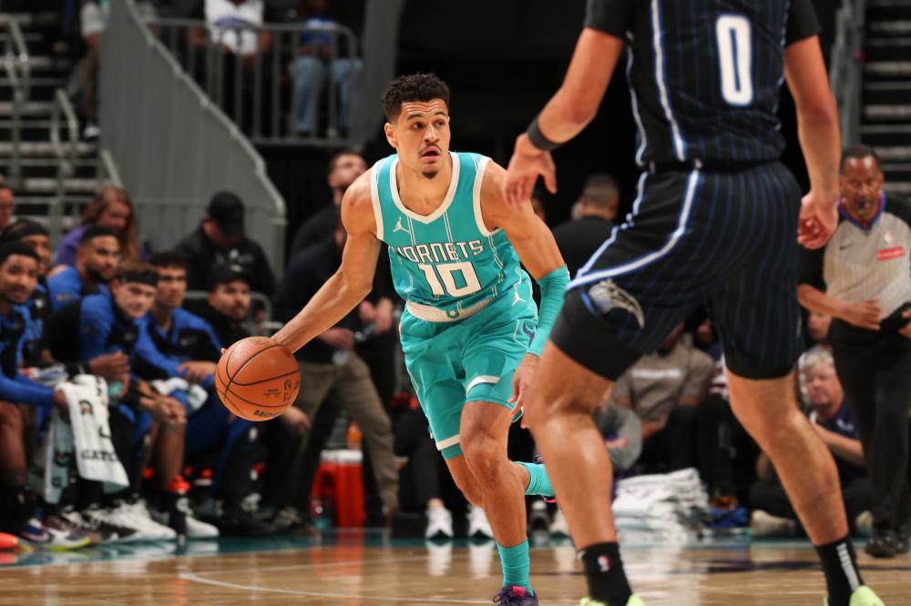 赛场上显得 赛场上显得